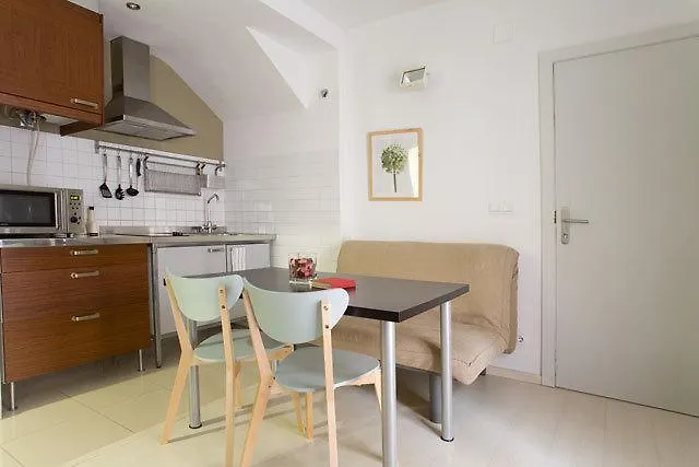 Freestanza Accommodation Barcelona Hotel